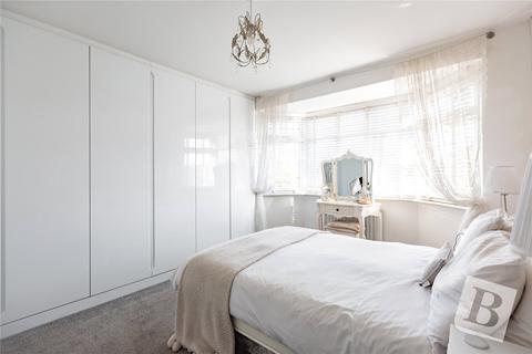 61 Helmsdale Road, Romford, RM1 4DN