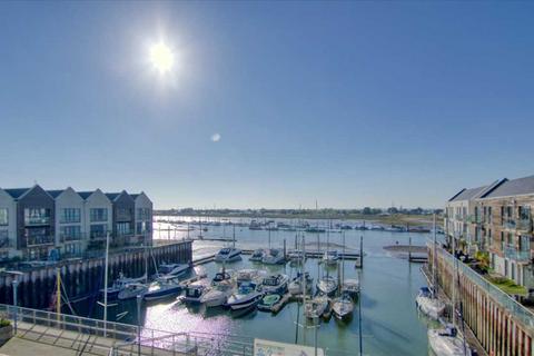 2 bedroom apartment for sale, Waterside Marina, Brightlingsea CO7