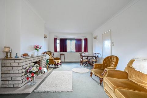 130 Dorking Road, Chilworth, Guildford, GU4 8NS