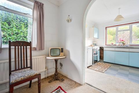 130 Dorking Road, Chilworth, Guildford, GU4 8NS