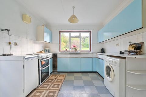 130 Dorking Road, Chilworth, Guildford, GU4 8NS