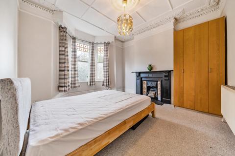 2 bedroom flat for sale, Earlsfield Road, Earlsfield