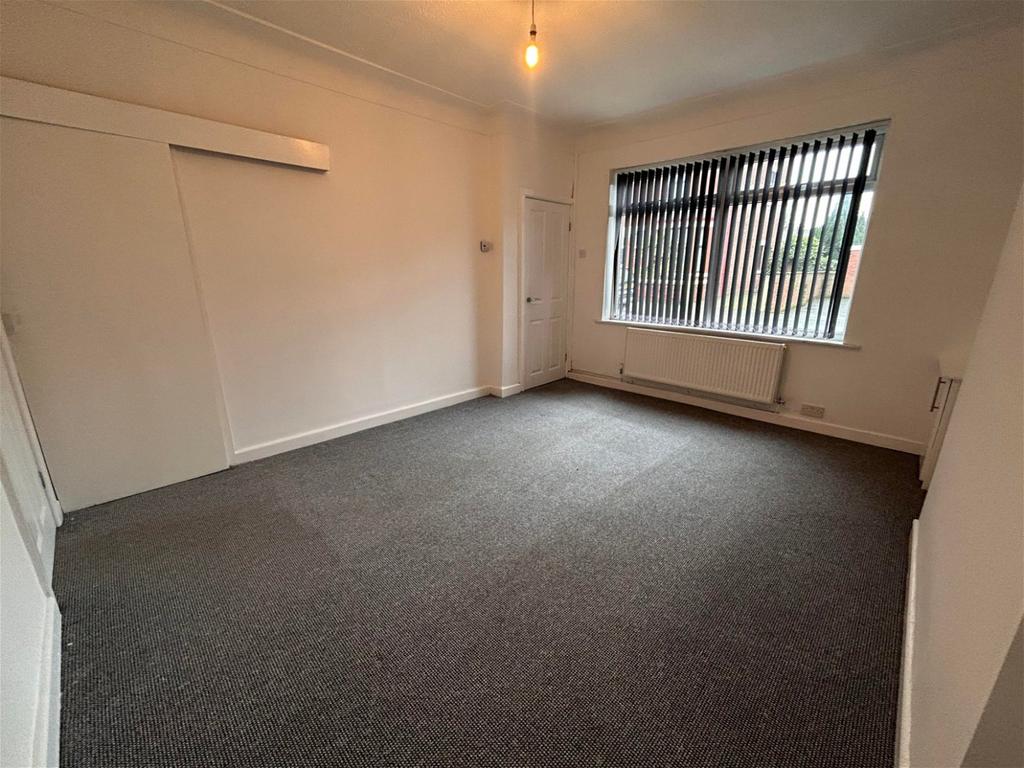 Witham Road, Skelmersdale WN8 2 bed terraced house to rent £675 pcm