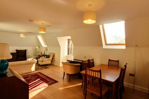 1 bedroom flat for sale, Kleinwort Close, Hurst Place, RH16