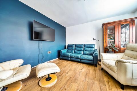 3 bedroom semi-detached house for sale - Birchfield Road, Arnold, Nottingham, Nottinghamshire, NG5