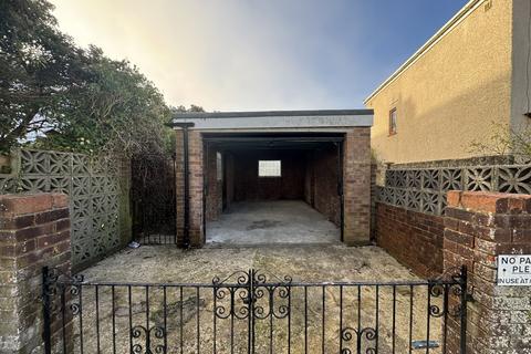 Garage to rent - Baden Road, Brighton BN2