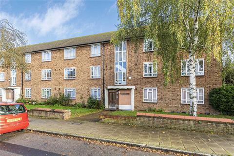 2 bedroom flat for sale, Hopton Road, London, SW16
