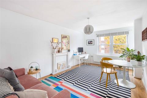 18 Athlone Close, London, E5 8HD
