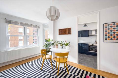 18 Athlone Close, London, E5 8HD