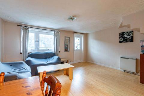 2 bedroom flat to rent - 3010L – Lochview Court, Edinburgh, EH8 8AR