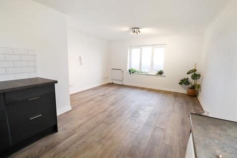 83 Hattersfield Close, Belvedere, DA17 5QT