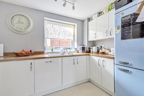 2 Elsom Path, Aylesbury, HP19 8JQ