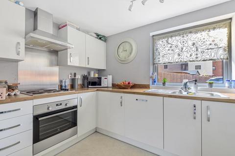 2 Elsom Path, Aylesbury, HP19 8JQ
