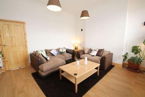 2 bedroom flat to rent - Burton Crescent, Headingley, Leeds, LS6