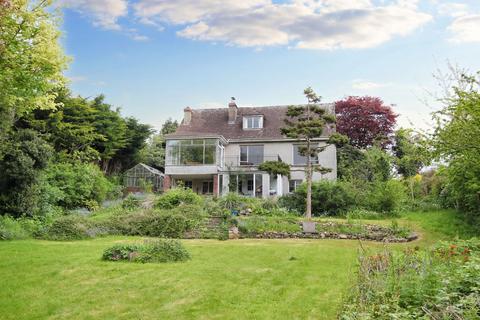 4 bedroom detached house for sale, Colhugh Street, Llantwit Major, CF61