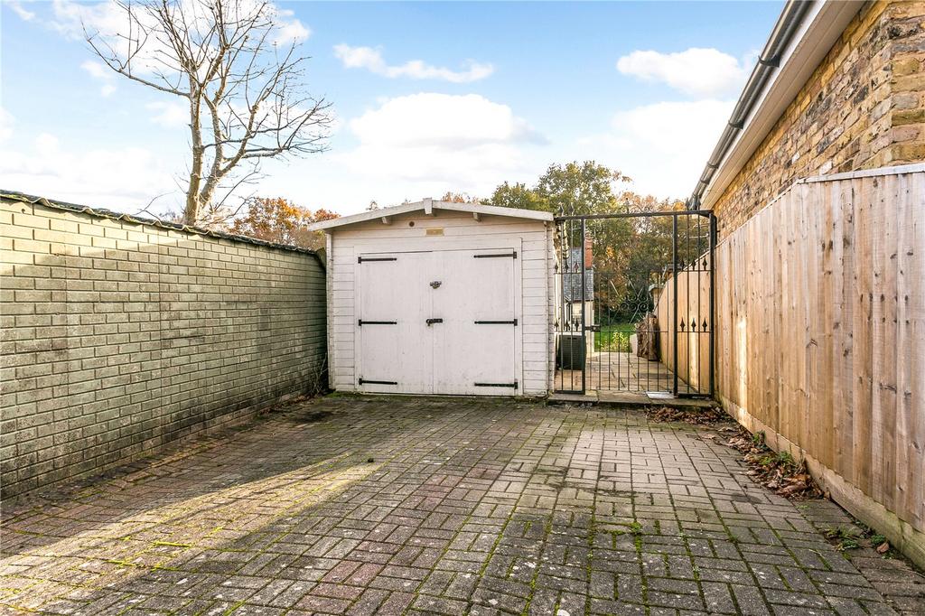 Garage &amp; Driveway