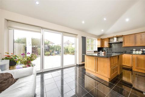 6 Holmsley Close, New Malden, KT3 6AJ