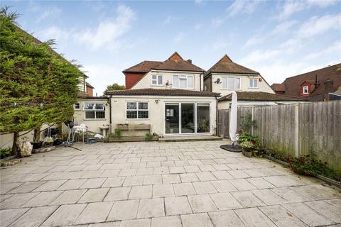 6 Holmsley Close, New Malden, KT3 6AJ
