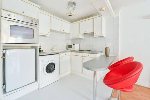 Studio for sale, Rotherhithe Street, Rotherhithe, London, SE16