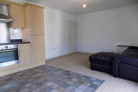 2 bedroom apartment to rent - Smeaton  Court,  Leeds, LS18