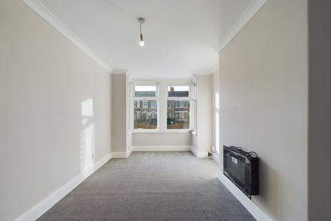 2 bedroom terraced house to rent - Meadowbank Rd, HU3