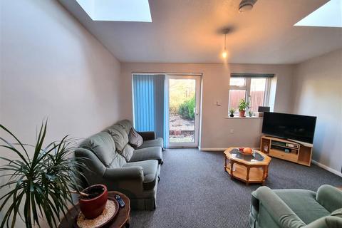 4 bedroom terraced house to rent, Rushmead Close, Canterbury