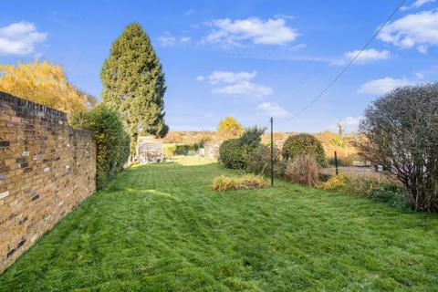 3 bedroom semi-detached house for sale - Marsh Cottages, Ongar Road, Abridge, Romford, Essex, RM4 1UD