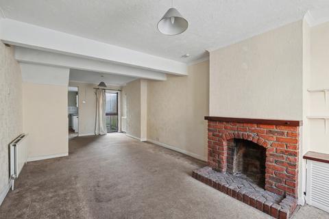 2 bedroom end of terrace house for sale, Cowper Road, Sittingbourne, Kent, ME10 3AL