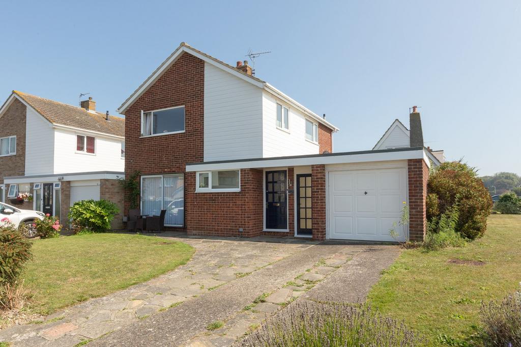 Grenville Gardens, Birchington, CT7 3 bed link detached house £525,000