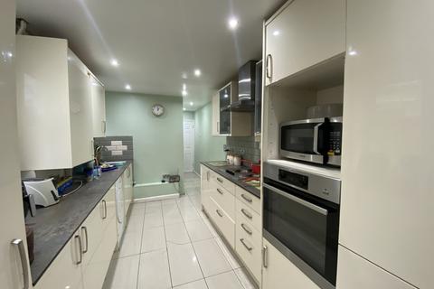 72 Rainham Road, Chatham, ME5 7EL