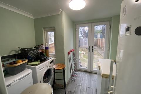 72 Rainham Road, Chatham, ME5 7EL