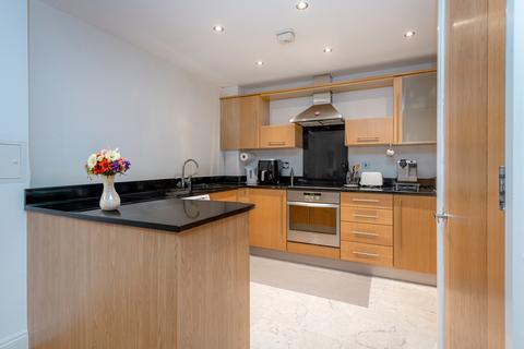 2 bedroom apartment for sale, Tounson Court, Montaigne Close, Westminster, London, SW1P