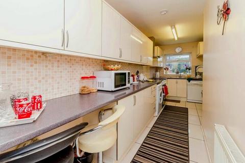 17 Cranfield Place, Walsall, WS5 4PL