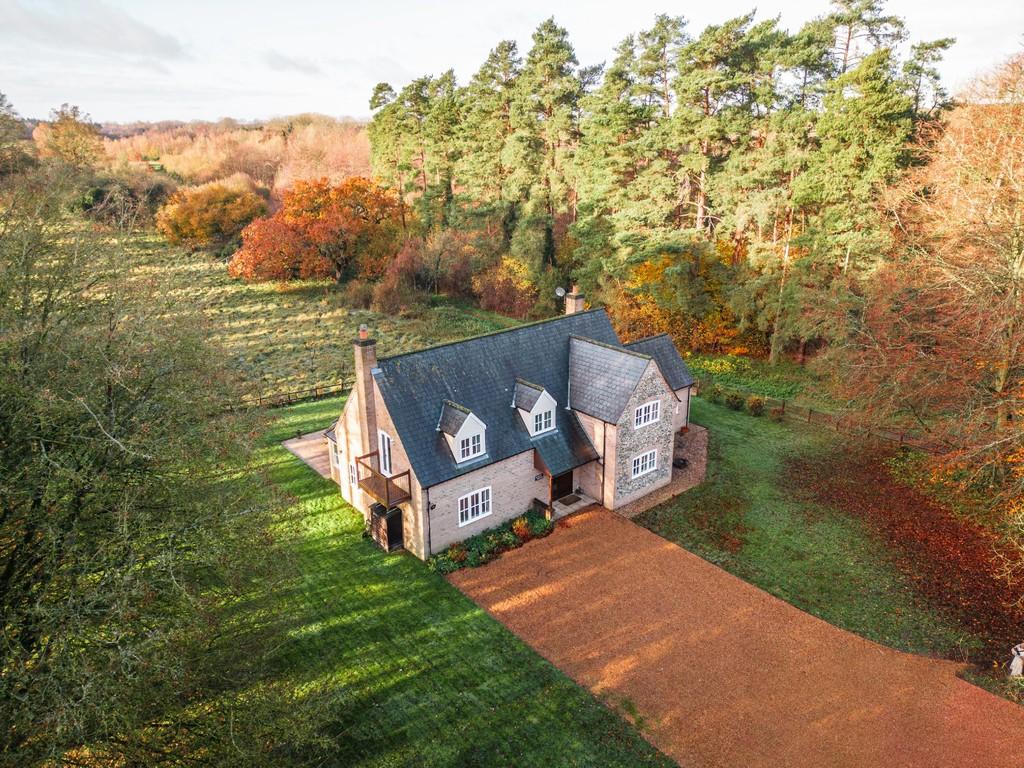 Mundford 4 bed detached house for sale £700,000