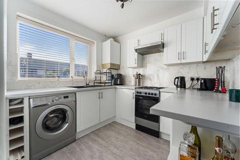 102 Welbeck Road, Carshalton, SM5 1TA