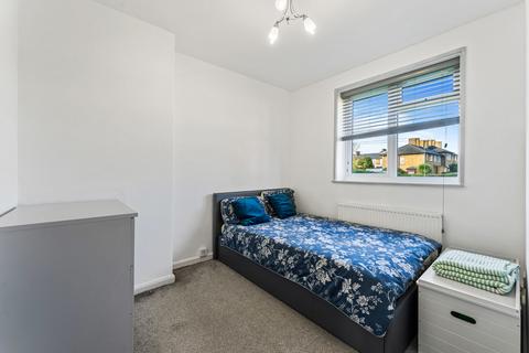 102 Welbeck Road, Carshalton, SM5 1TA