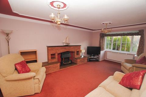 4 bedroom detached house for sale - Pitchford Drive, Priorslee, Telford, TF2 9SG.