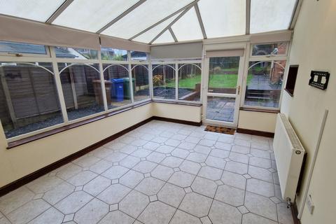2 bedroom semi-detached house to rent - Longford Road, Cannock, Staffordshire, WS11