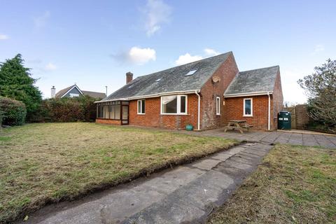 5 bedroom detached house for sale, Yn Clyst, Lheaney Road, Ramsey