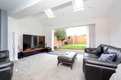 4 bedroom townhouse for sale, Meander Close, Wilnecote