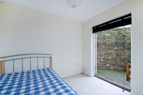 2 bedroom flat for sale, Dawes Road, Fulham, London, SW6