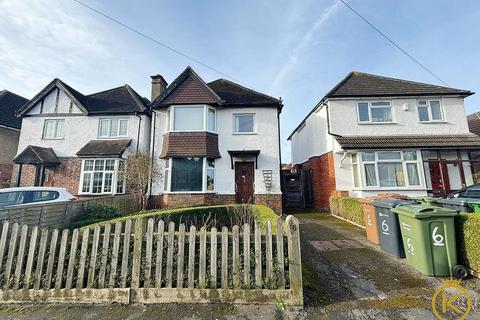 4 bedroom detached house to rent, Beckingham Road, Guildford