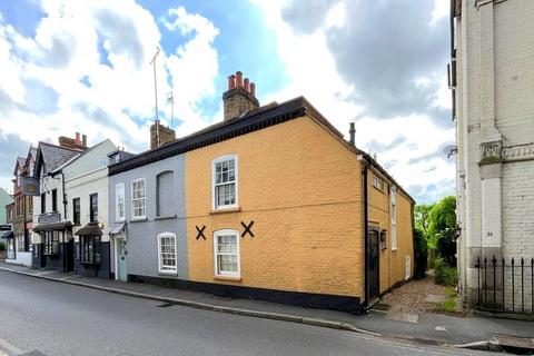 2 bedroom terraced house for sale, Thames Street, Sunbury-On-Thames, TW16
