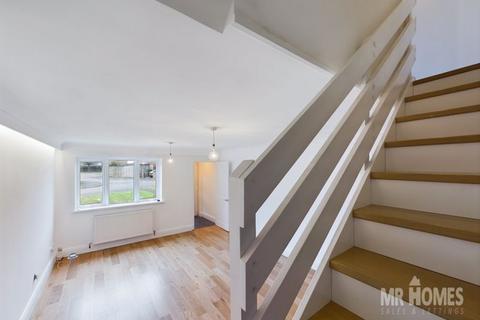 13 Aintree Drive, Cardiff, CF5 5BD