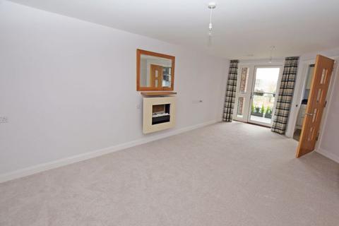 2 bedroom retirement property for sale, Austen Place, Lower Turk Street, Alton, Hampshire