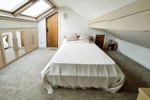 3 bedroom terraced house for sale, Beryl Avenue, Bury