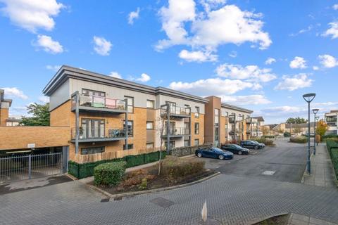 2 bedroom apartment for sale, Wintergreen Boulevard, West Drayton, UB7