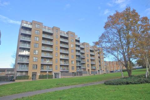 2 bedroom apartment for sale, Goshawk Court, Ridding Lane, Greenford