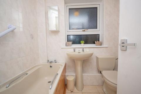 13 Broomhall Road, Edinburgh, EH12 7PD