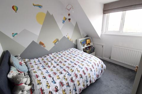 3 bedroom semi-detached house for sale - Borras, Wrexham